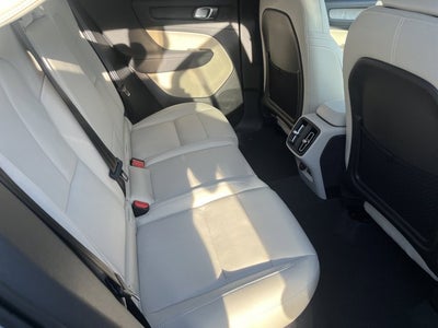 2026 Volvo XC40 Plus