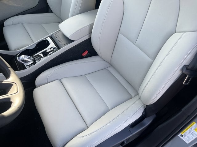 2026 Volvo XC40 Plus