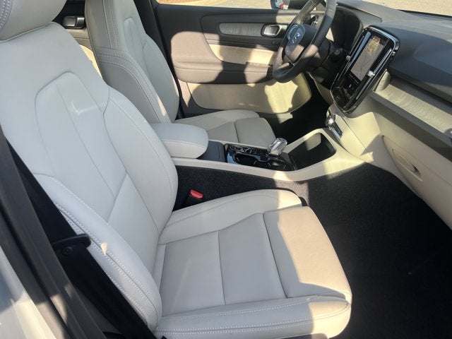 2026 Volvo XC40 Plus