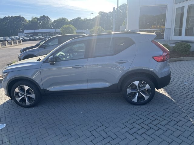2026 Volvo XC40 Plus