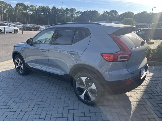 2026 Volvo XC40 Plus