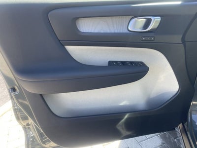 2026 Volvo XC40 Plus