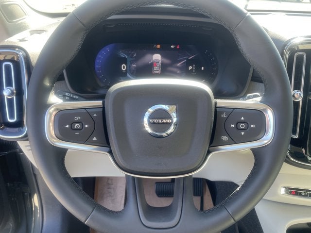 2026 Volvo XC40 Plus