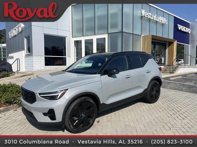 2026 Volvo XC40 Ultra Black Edition