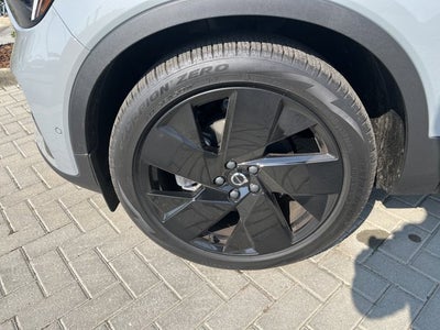 2026 Volvo XC40 Ultra Black Edition