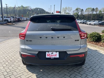 2026 Volvo XC40 Ultra Black Edition