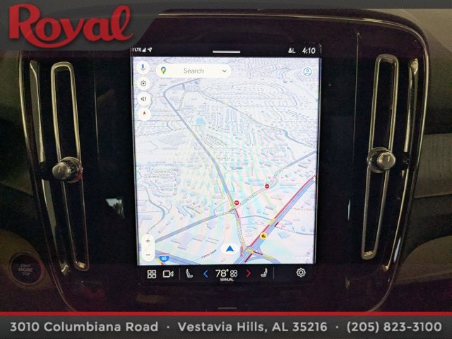 2023 Volvo XC40 Plus Bright Theme