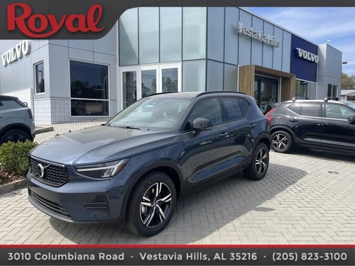 2026 Volvo XC40 Core