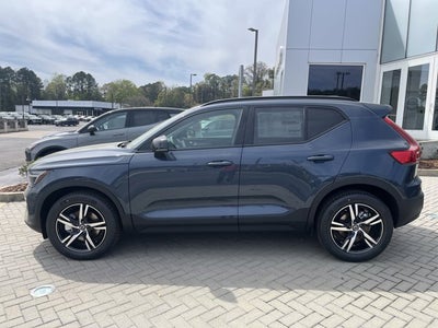 2026 Volvo XC40 Core