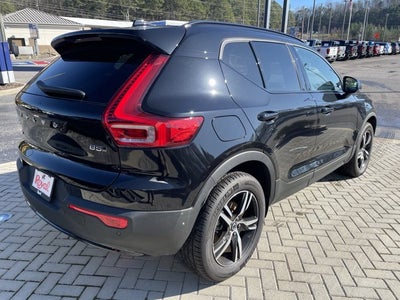 2026 Volvo XC40 Core