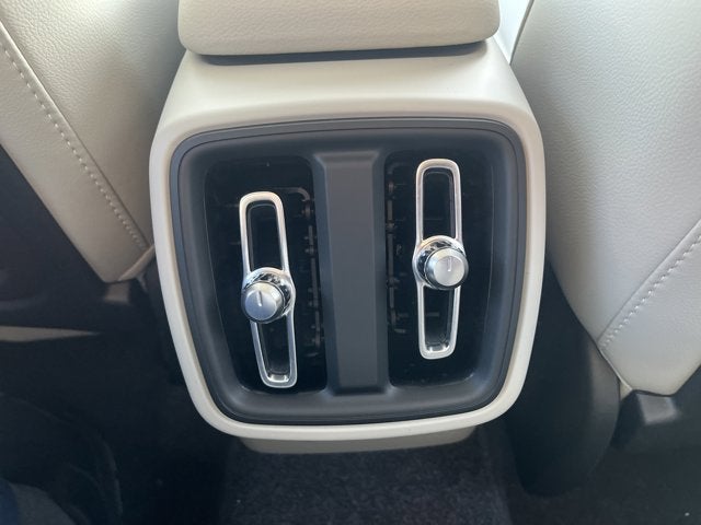 2026 Volvo XC40 Ultra