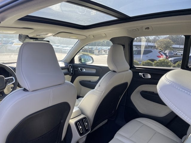 2026 Volvo XC40 Ultra