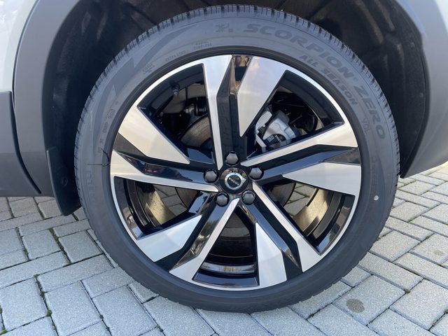 2026 Volvo XC40 Ultra