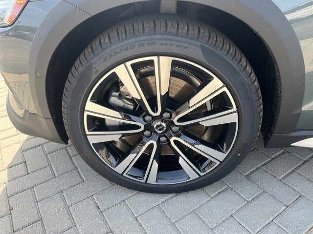 2026 Volvo V60 Cross Country Ultra
