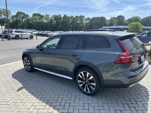 2026 Volvo V60 Cross Country Ultra