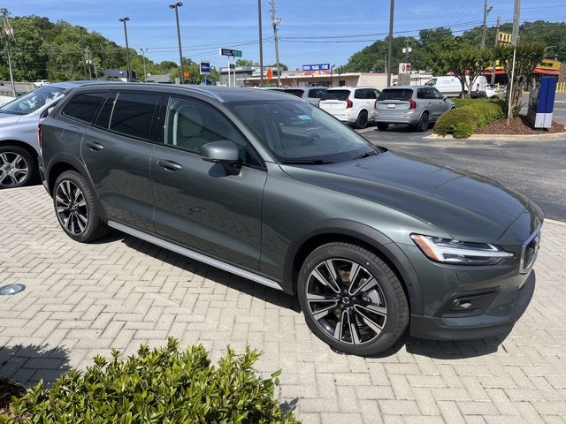 2026 Volvo V60 Cross Country Ultra