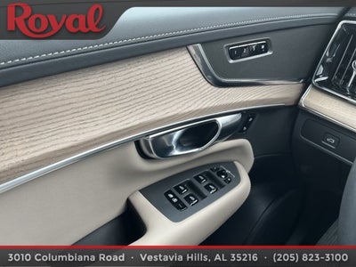 2025 Volvo XC90 Core