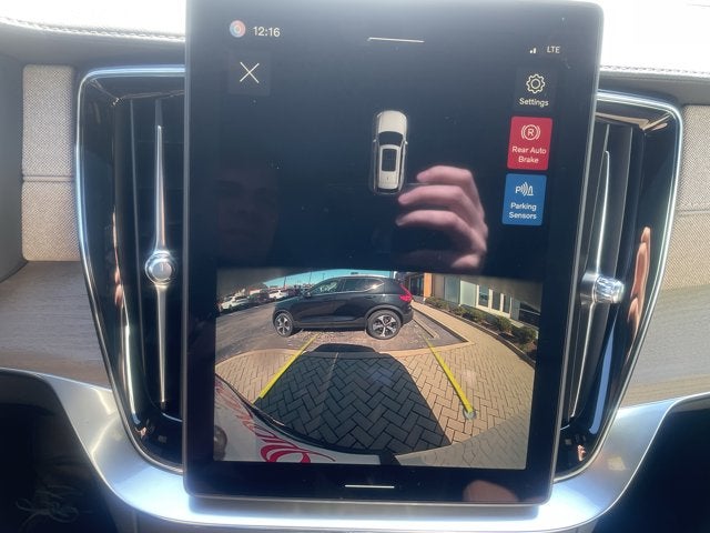 2026 Volvo XC90 Core