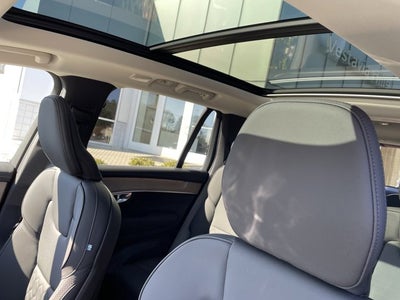 2026 Volvo XC90 Core