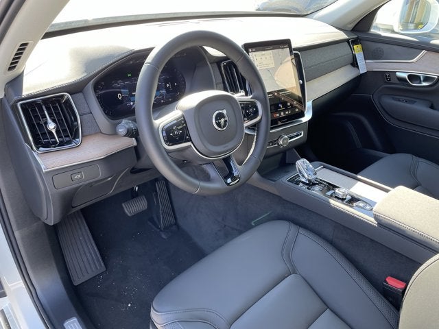 2026 Volvo XC90 Core