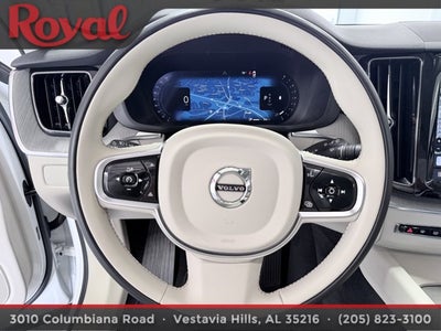 2025 Volvo XC60 Plus