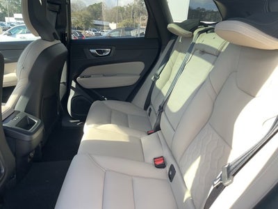 2026 Volvo XC60 Plus