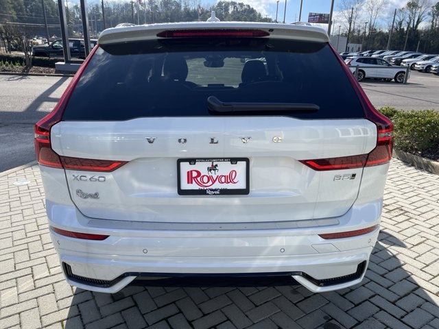 2026 Volvo XC60 Plus