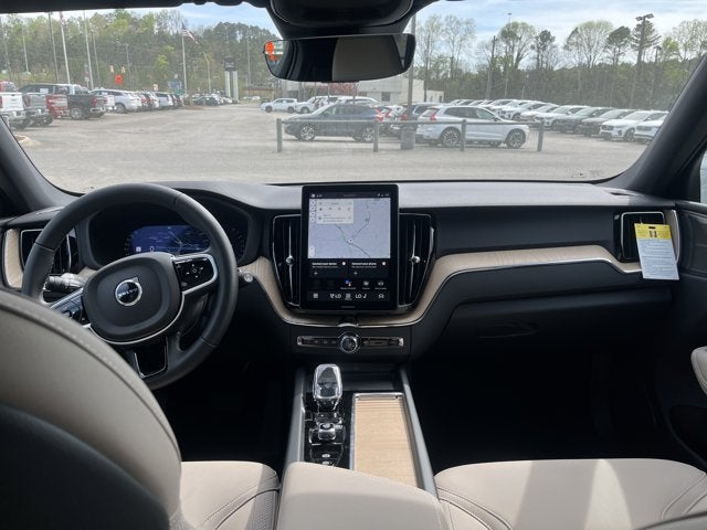 2026 Volvo XC60 Plus