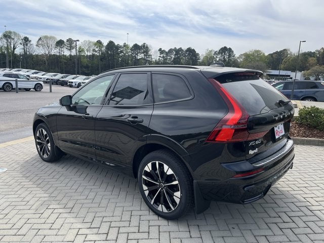 2026 Volvo XC60 Plus