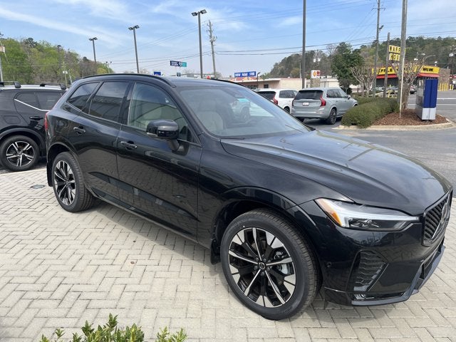 2026 Volvo XC60 Plus