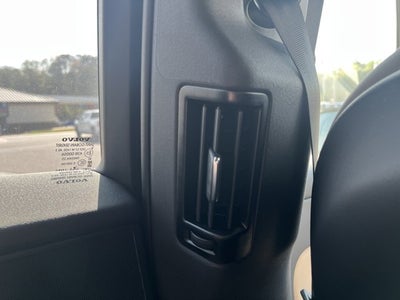 2026 Volvo XC60 Plus