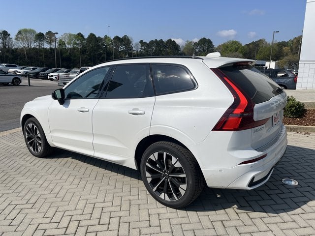 2026 Volvo XC60 Plus