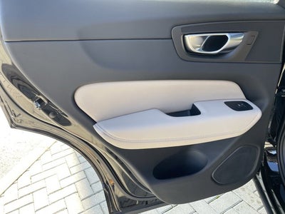 2026 Volvo XC60 Plus