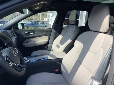 2026 Volvo XC60 Plus