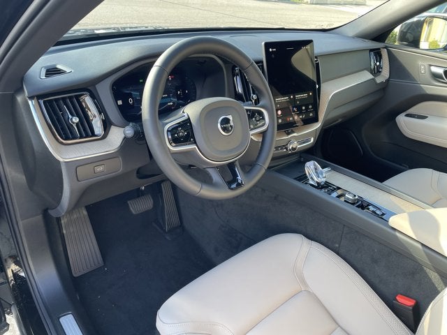 2026 Volvo XC60 Plus