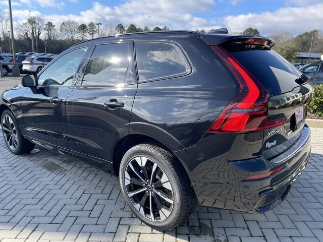 2026 Volvo XC60 Plus