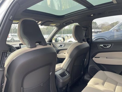 2026 Volvo XC60 Plus