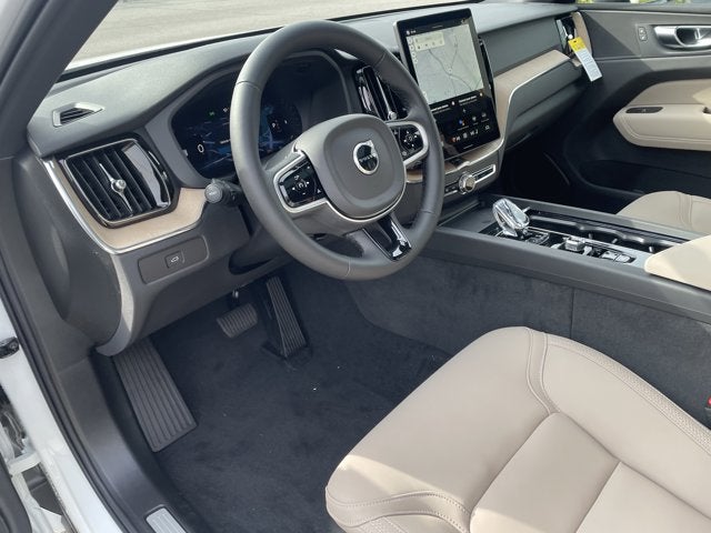 2026 Volvo XC60 Plus