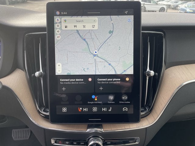 2026 Volvo XC60 Plus