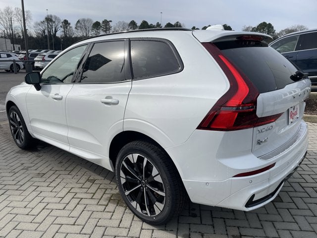 2026 Volvo XC60 Plus