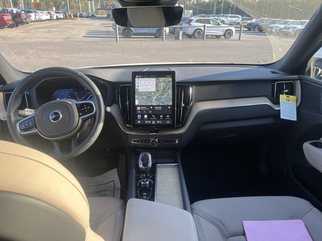 2026 Volvo XC60 Plus