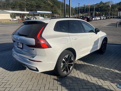 2026 Volvo XC60 Plus