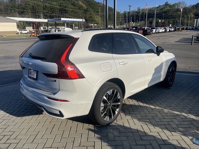 2026 Volvo XC60 Plus