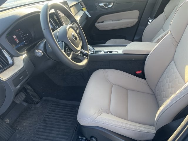 2026 Volvo XC60 Plus