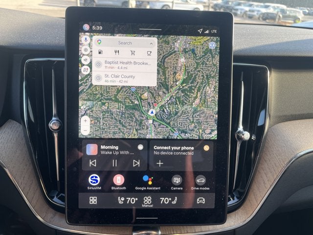 2026 Volvo XC60 Plus