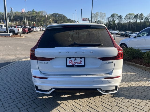 2026 Volvo XC60 Plus
