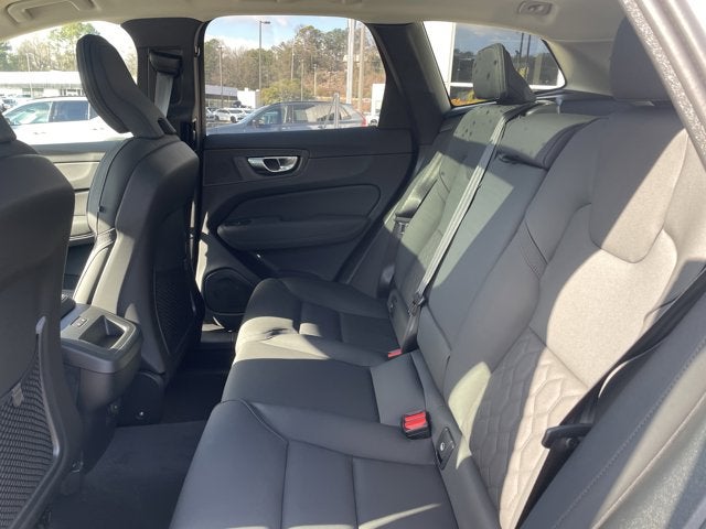 2026 Volvo XC60 Plus