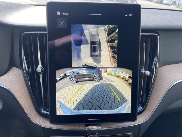 2026 Volvo XC60 Plus