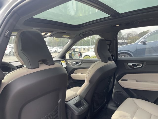 2026 Volvo XC60 Plus