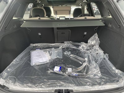 2026 Volvo XC60 Plus